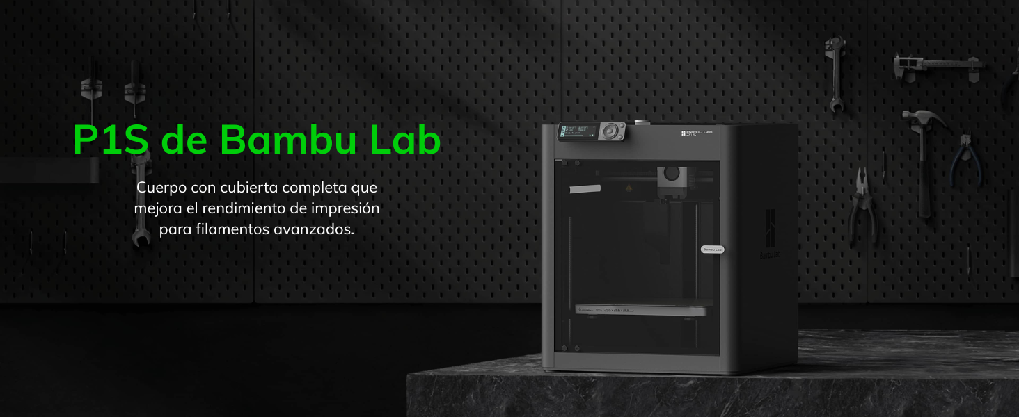 Velocidad, precisión y facilidad de uso La Bambu Lab P1S es una impresora 3D de alta velocidad y calidad diseñada para quienes buscan rendimiento profesional con una experiencia de usuario optimizada. Su diseño completamente cerrado permite imprimir con filamentos avanzados y mantener condiciones óptimas durante la impresión.